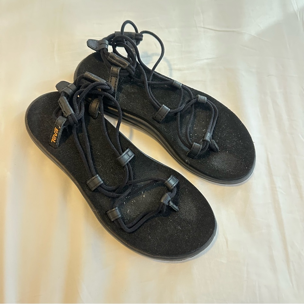 Teva Voya Infinity Black Strappy Sandals